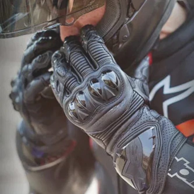 Motorcycle gloves